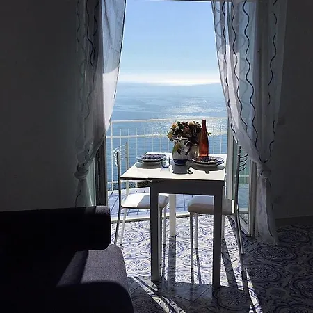 Villa Sleeps 4 Air Con Wifi