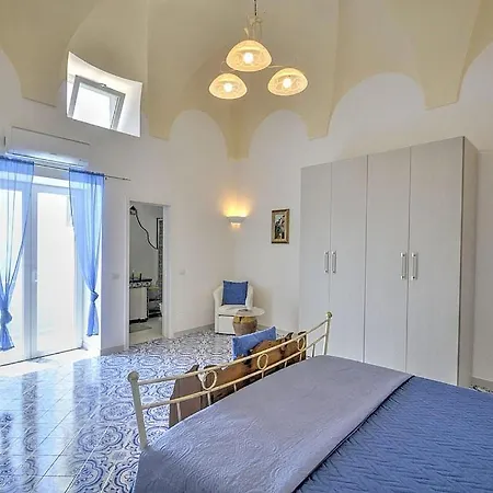 Villa Sleeps 4 Air Con Wifi